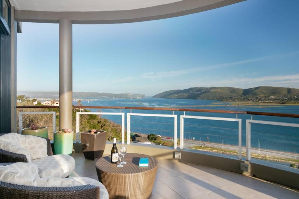 Dazzling View, Knysna - Stunning Holiday Villa With Roof Deck & 360° Views Eksteriør billede